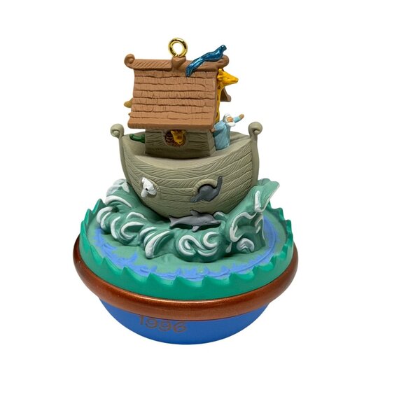 VTG Hallmark Keepsake Ornament 1996 Noah Ark Rocking Motion Ken Crow Handcrafted - Picture 3 of 5